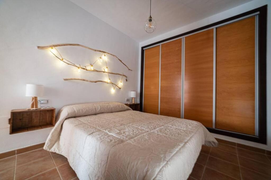 Apartamento Relajante Con Vistas Al Atardecer En أغيلاس المظهر الخارجي الصورة